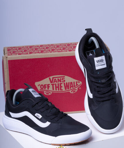 Ultrarange EXO Black - VANS